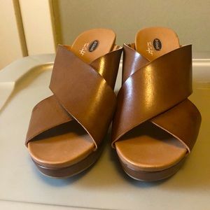 Dr. Scholls wedge platform shoes. Like new